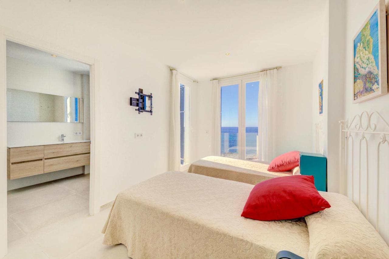 Beachfront Apartment Migjorn Cel By Sealand Villas كولونيا سانت خورذي المظهر الخارجي الصورة